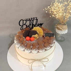 Bánh tiramisu decor đẹp dễ thương