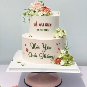 BÁNH CƯỚI HOA TƯƠI TONE HỒNG NHẠT