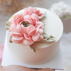 BÁNH KEM ĐƠN GIẢN BẮT HOA TINH TẾ
