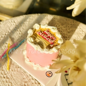 BÁNH KEM TẶNG BẠN GÁI