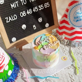 BÁNH SINH NHẬT MÀU SẮC TƯƠI TẮN ĐÁNG YÊU