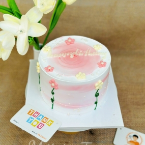 BÁNH KEM MÀU HỒNG ĐƠN GIẢN