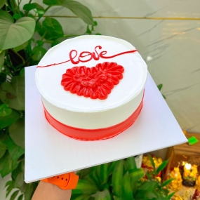 BÁNH KEM LOVE DỄ THƯƠNG