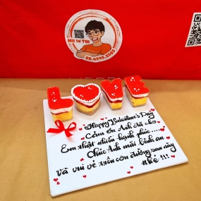 BÁNH CHỮ LOVE DỄ THƯƠNG CHO BẠN GÁI
