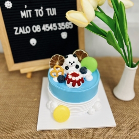 BÁNH KEM CHÚ GẤU NGỒI THỔI NẾN