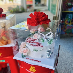 BÁNH KEM ĐI LỄ CƯỚI