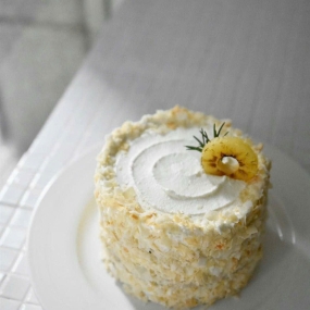 Bánh kem bắp decor đẹp đơn giản