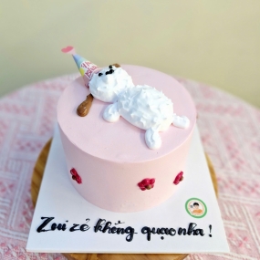 Bánh kem tone hồng dễ thương tặng bạn gái