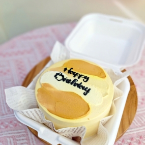 Bánh bento tone vàng cute tặng bạn